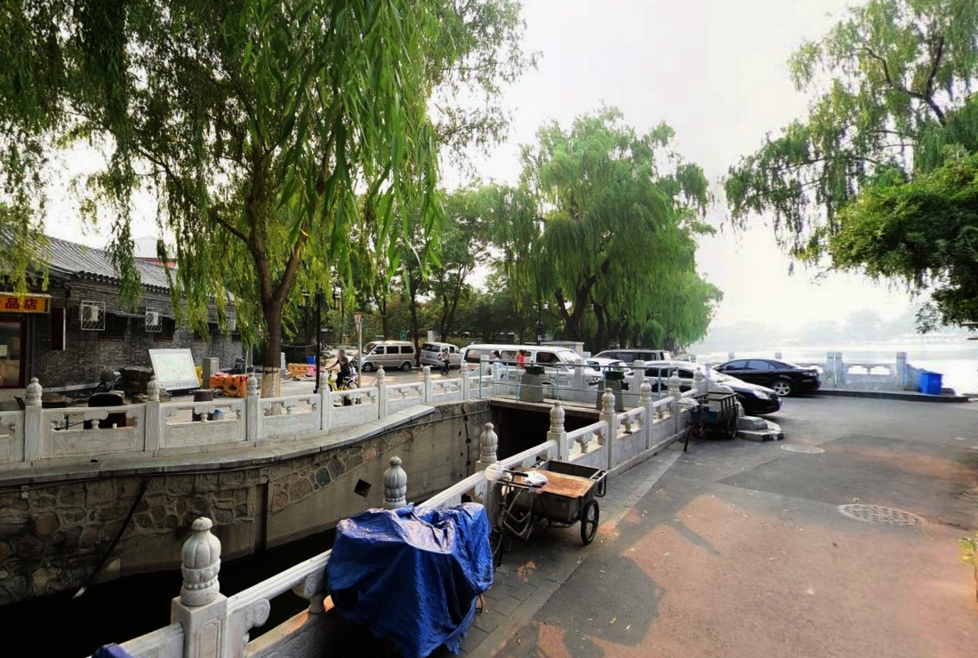 什剎海西側連通西海和前海的河道