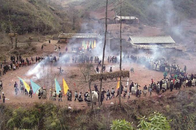 祭祖習俗（涼山彝族尼木措畢祭祀）