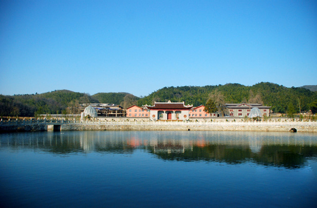 雲居山(江西省九江市永修縣雲居山)