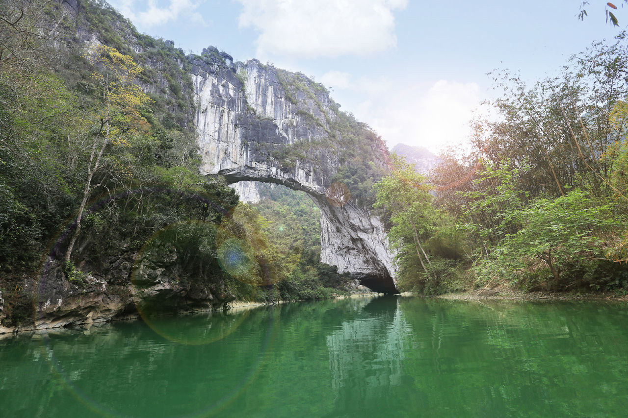 布柳河仙人橋景區