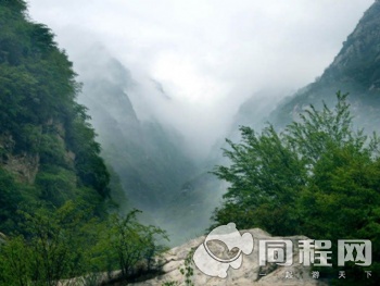 河北平山黑山大峽谷