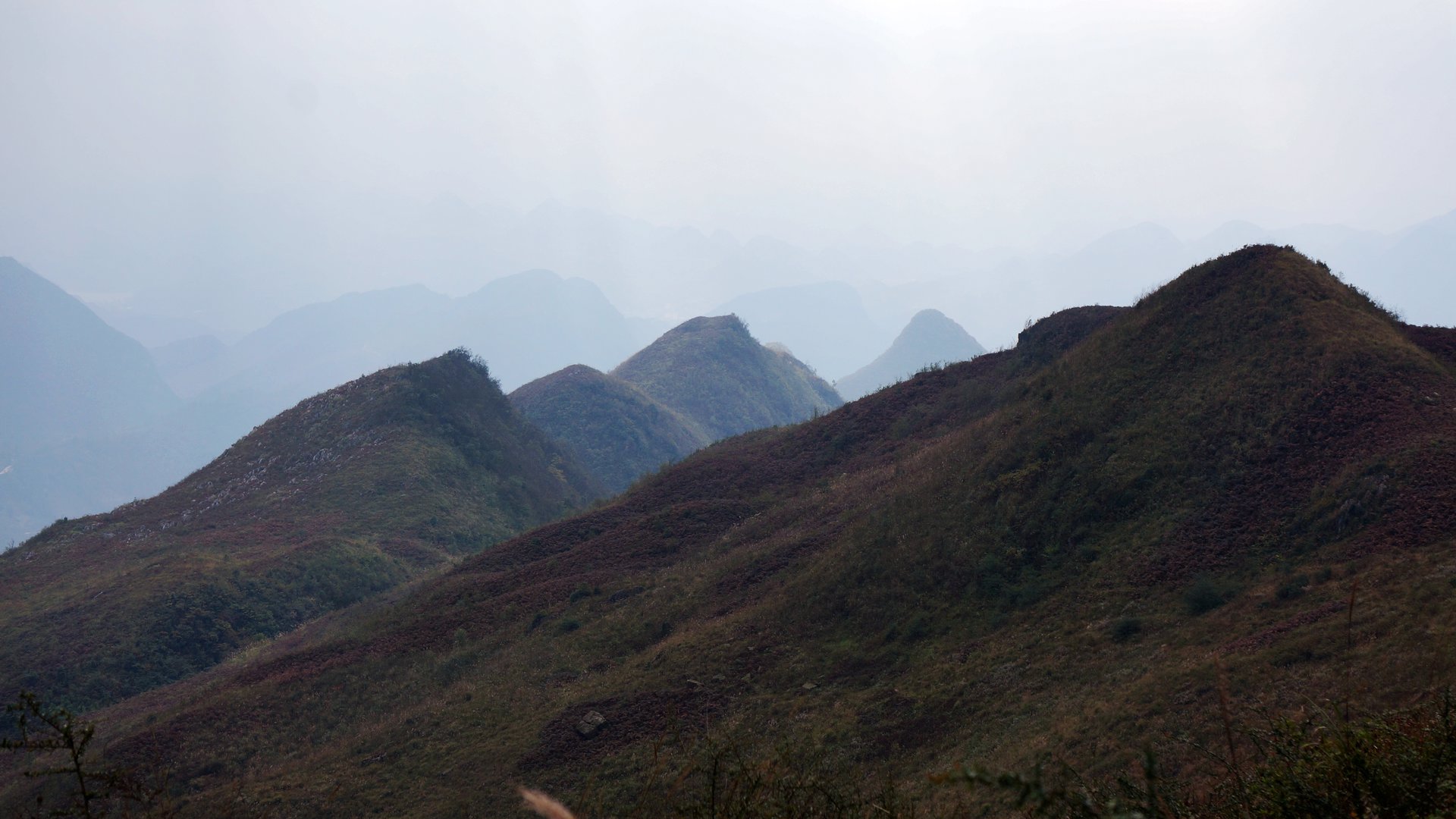 普定火焰山