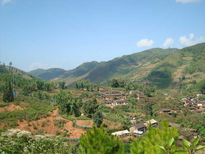 岩子腳自然村(雲南省石屏縣牛街鎮岩子腳自然村)