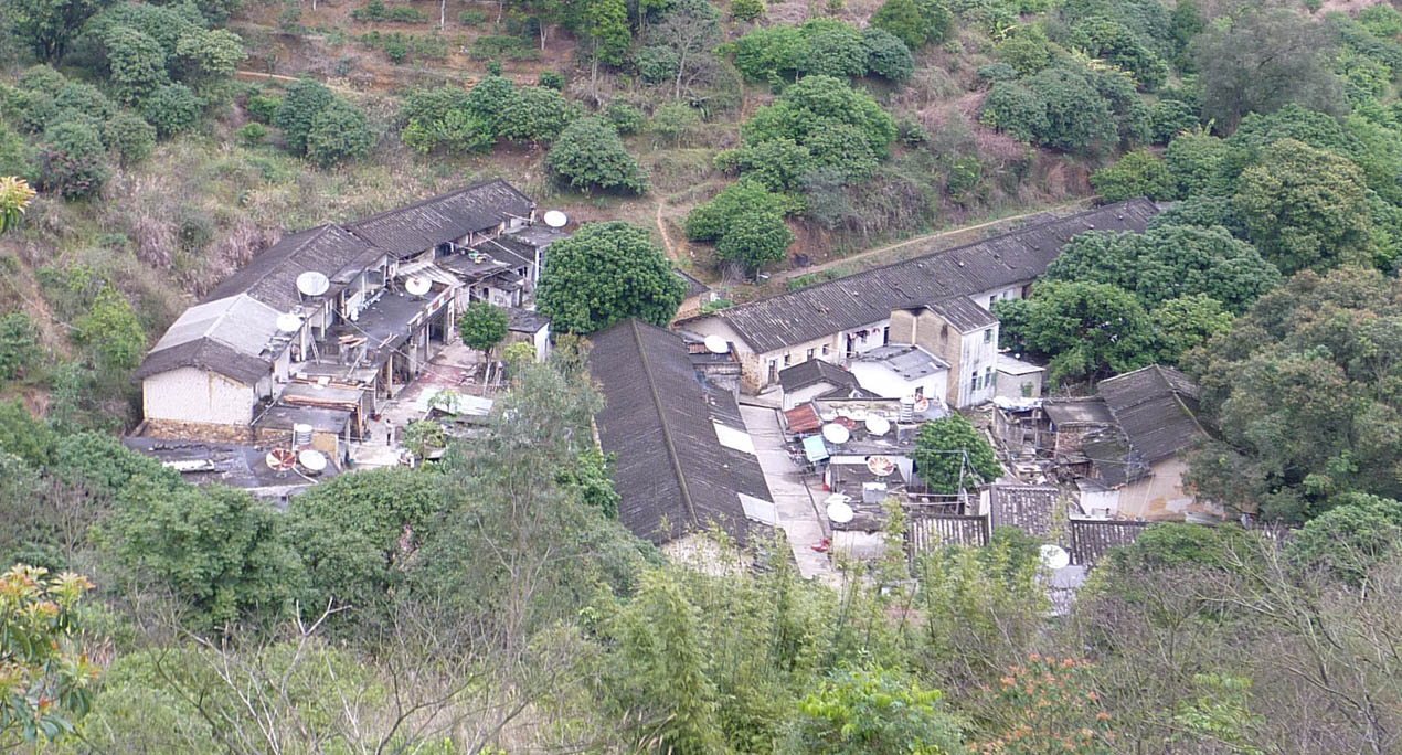 饒平縣湯溪鎮嶺下村