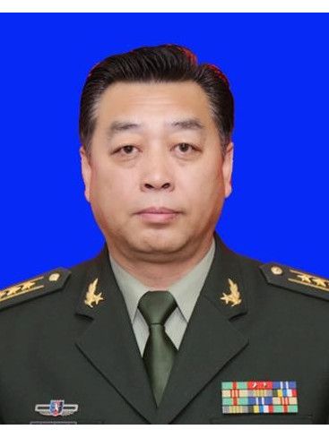 趙曉利(黑龍江省牡丹江市委常委、軍分區大校司令員、省軍區黨委委員)