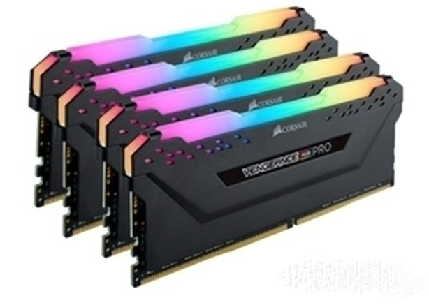 海盜船復仇者RGB PRO 64GB DDR4 3000