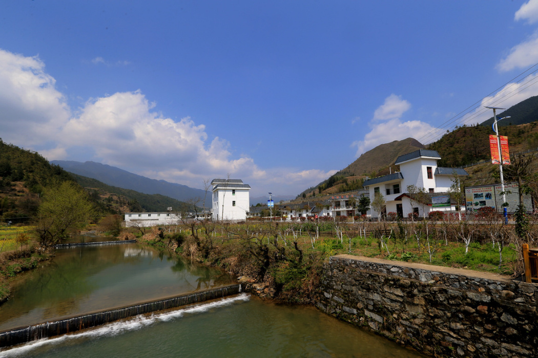 雨塘村