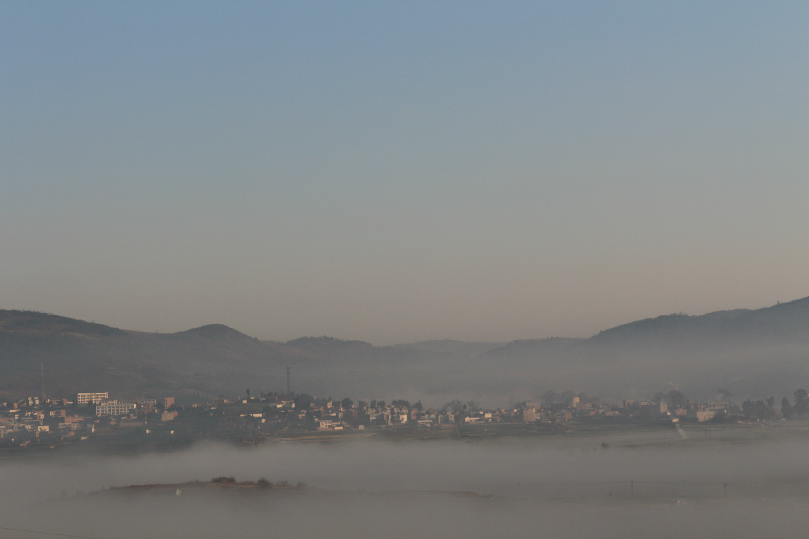 抵魯村