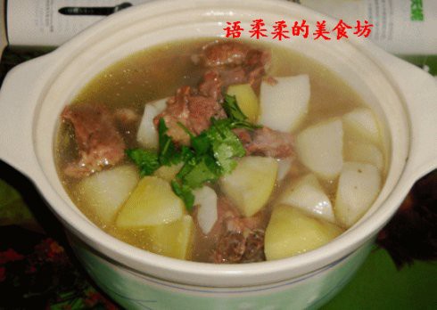 山藥土豆骨頭湯