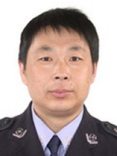 盧衛東(黑龍江省因公犧牲人民警察)