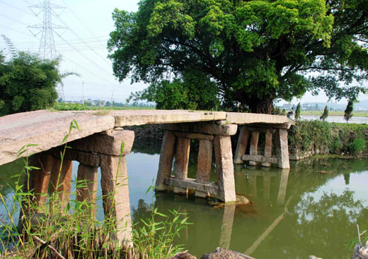 石樑橋(湖南石樑橋)