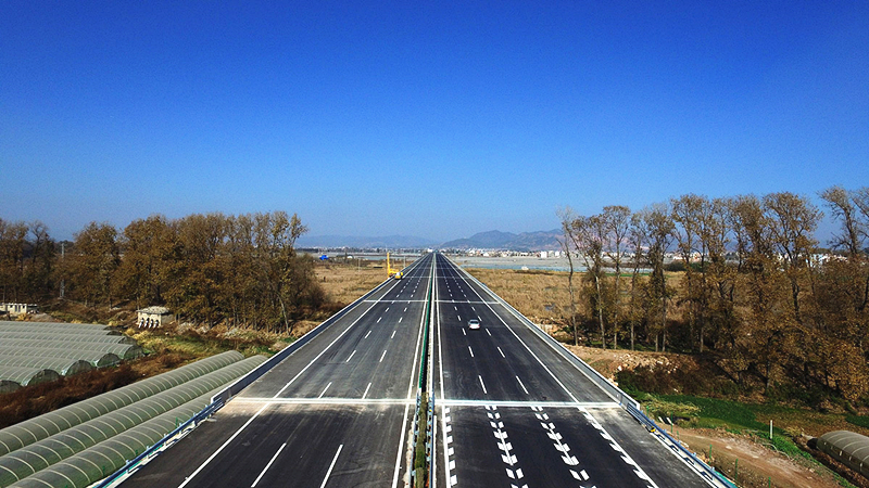 銀川—昆明高速公路