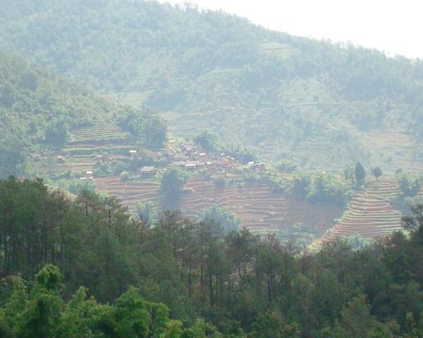 班峨村