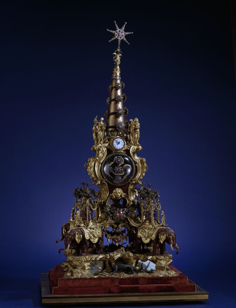 18世紀銅鍍金四象馱轉花鐘