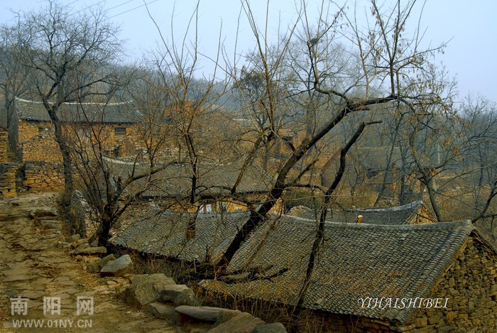 內鄉吳埡石頭村