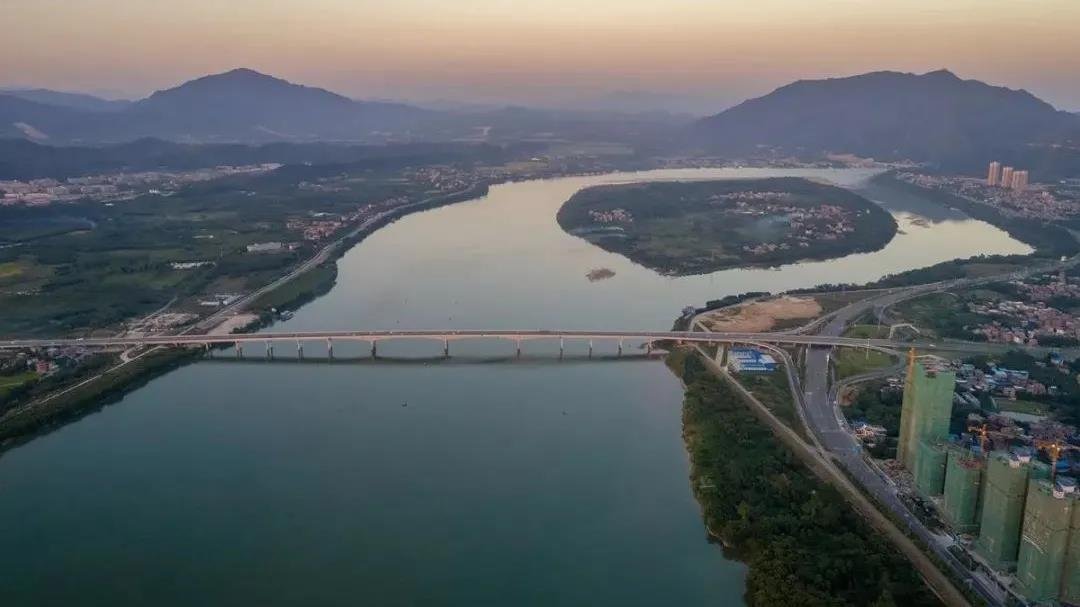 倫洲大橋