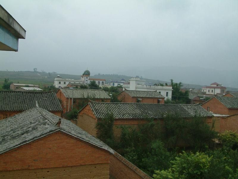 莊戶自然村(雲南省紅河州建水縣面甸鎮莊戶自然村)