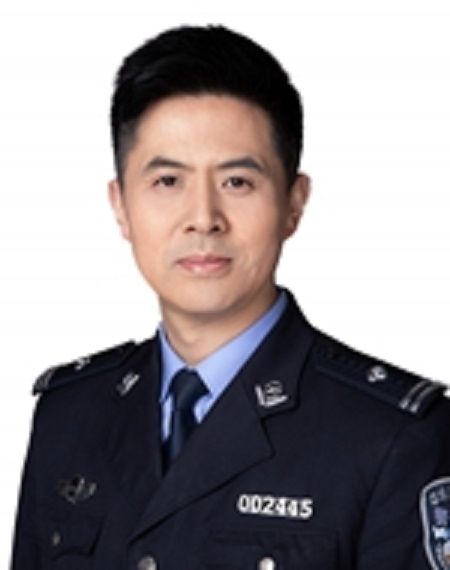 黃奕(上海市公安局治安總隊警官)