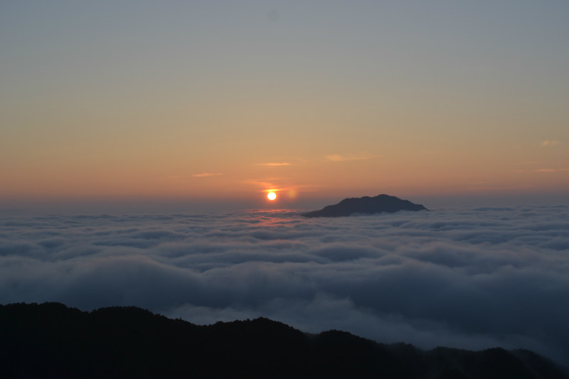 獅子口大山的雲海日出（曾散 攝影）