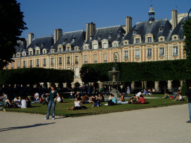 孚日廣場(Place des Vosges)