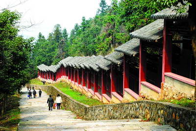 東至八景