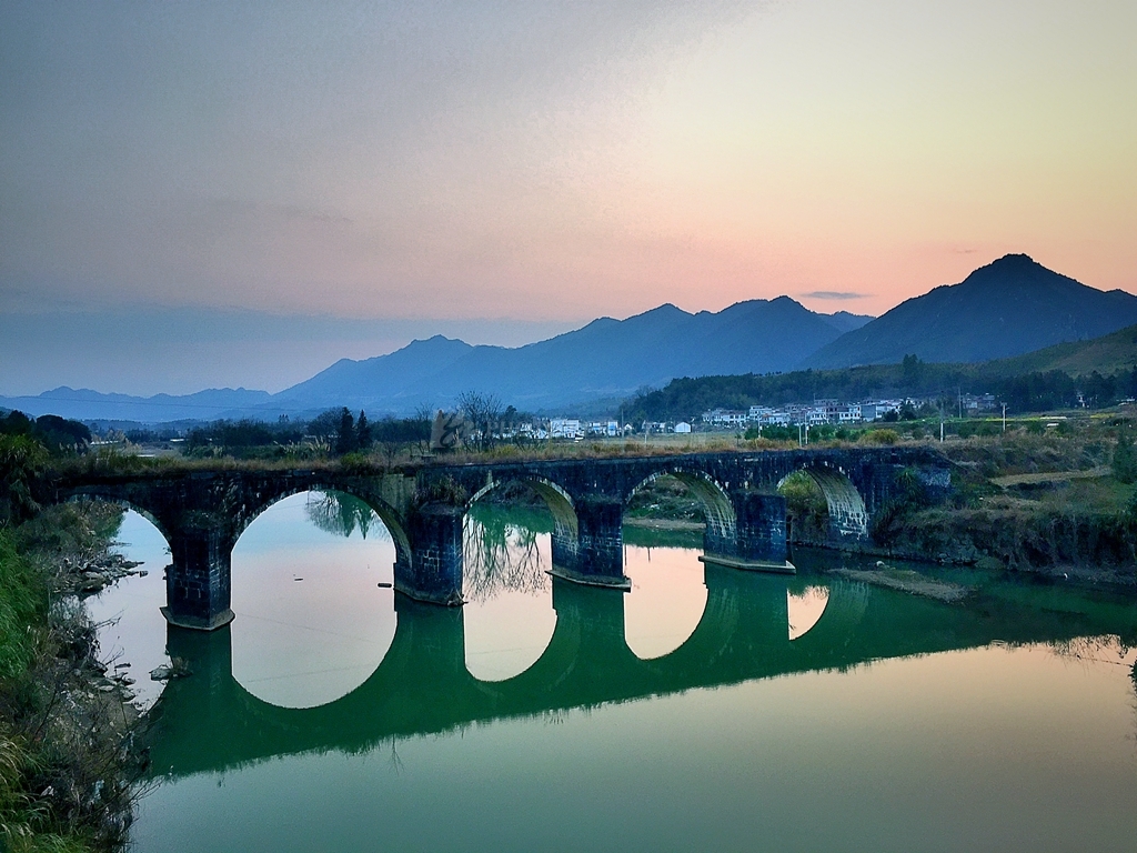 萬年橋(湖南省汝城縣萬年橋)