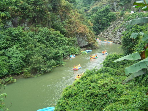 永州市金洞林場內旅遊項目金洞河漂流