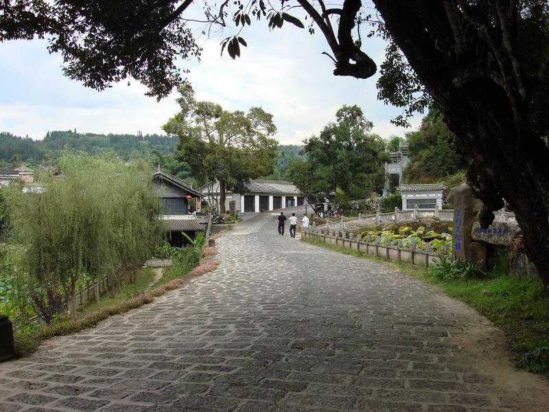 進村道路