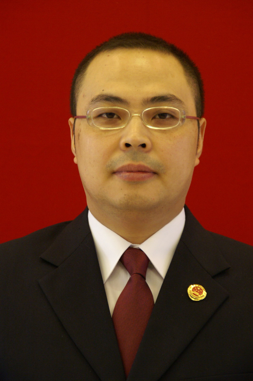 李楊(四川省宜賓市人民檢察院代理檢察長)