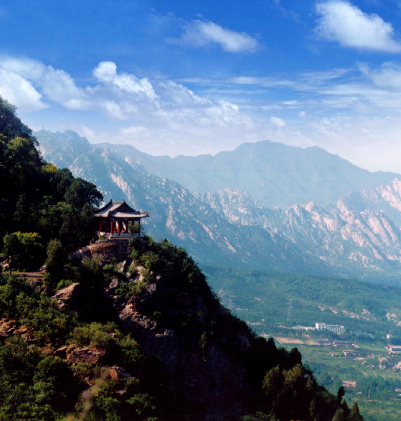 遵化鷲峰山自然風景名勝區