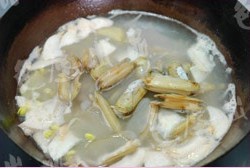 杏鮑菇黃豆芽蟶子湯