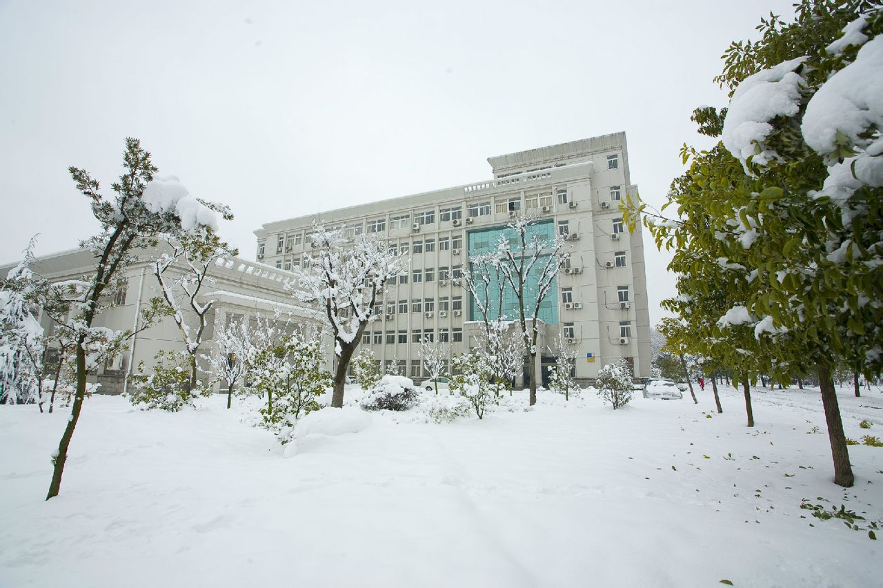 揚州大學生物科學與技術學院