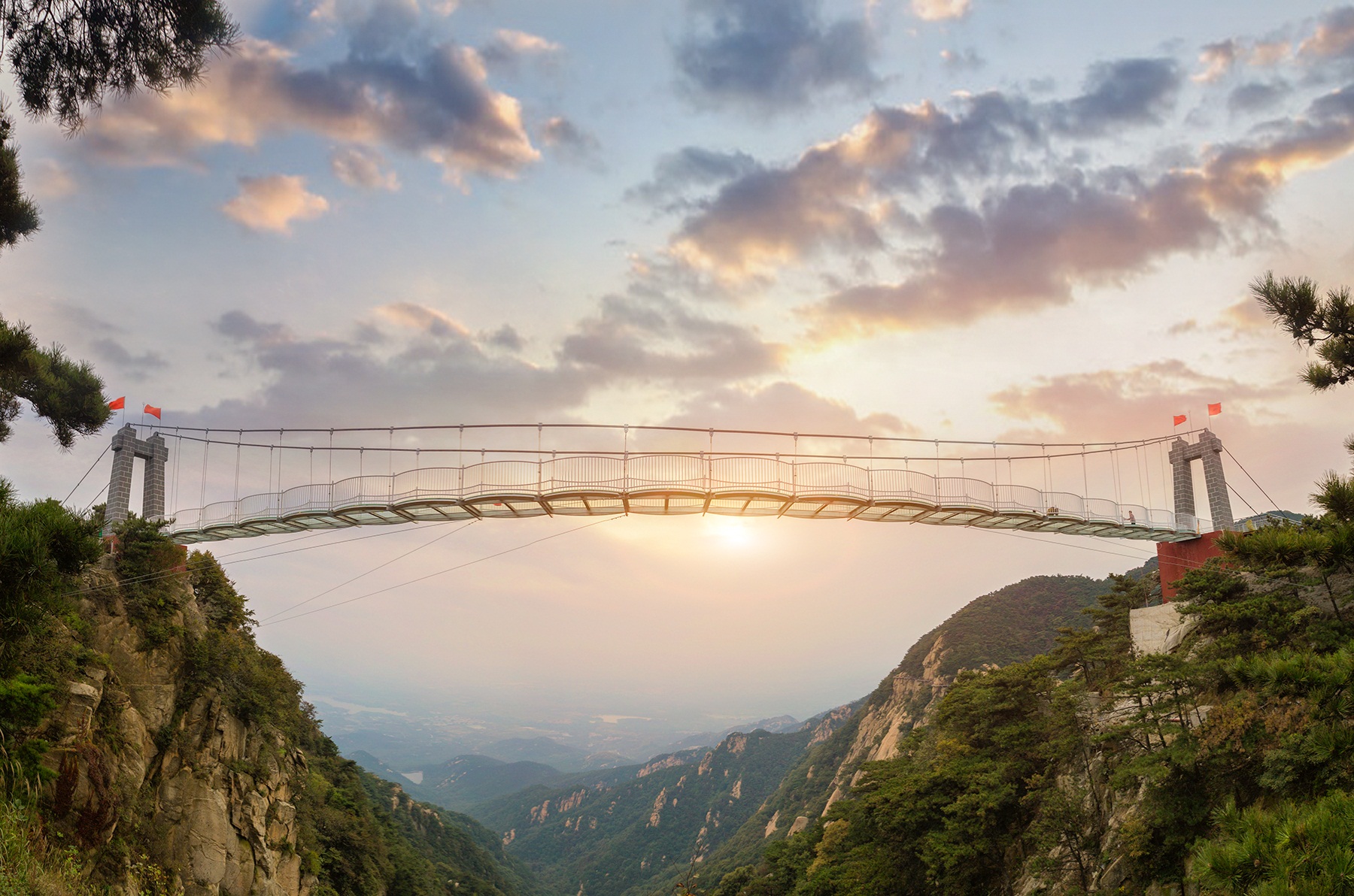 蒙山玻璃橋