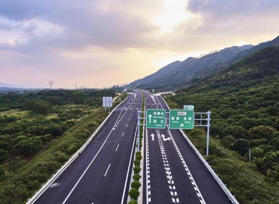 雲浮－陽江高速公路