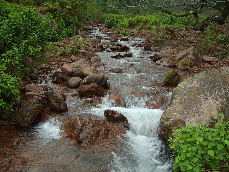 上白油地村