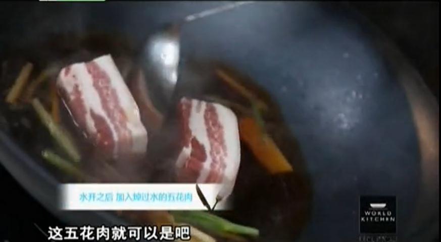 大快朵頤滷肉飯