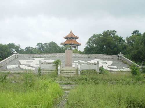 南澳故兵墓園景區