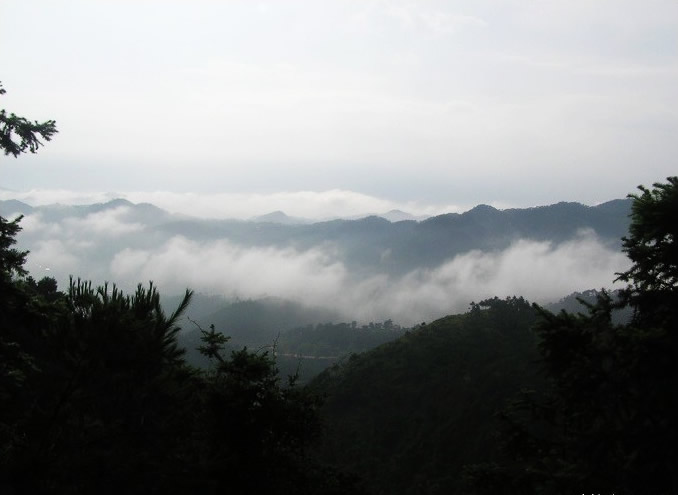 信宜太華山