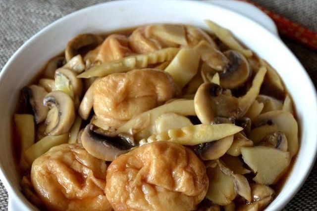 竹筍蘑菇燉豆腐