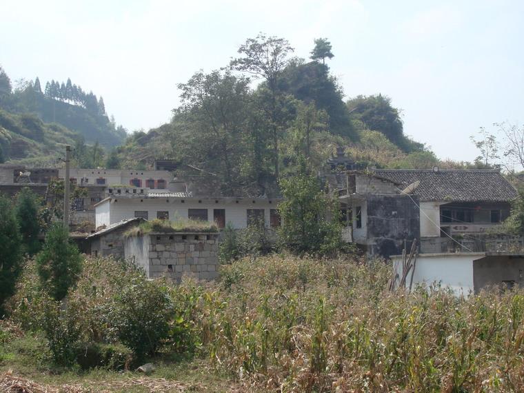 松林自然村(雲南省臨滄市鳳慶縣腰街鄉函關村松林自然村)