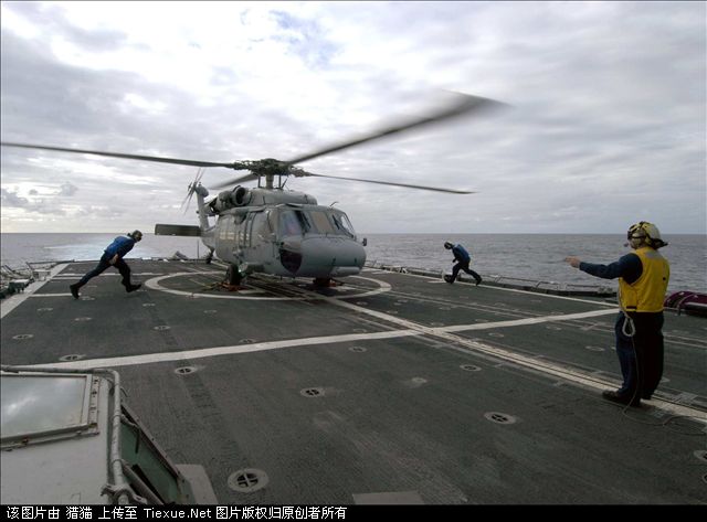 雷伊泰灣號飛彈巡洋艦