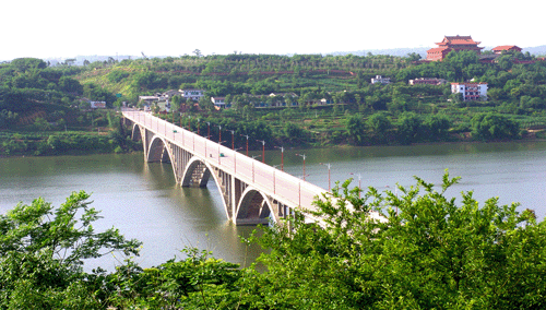 嘉陵江大橋