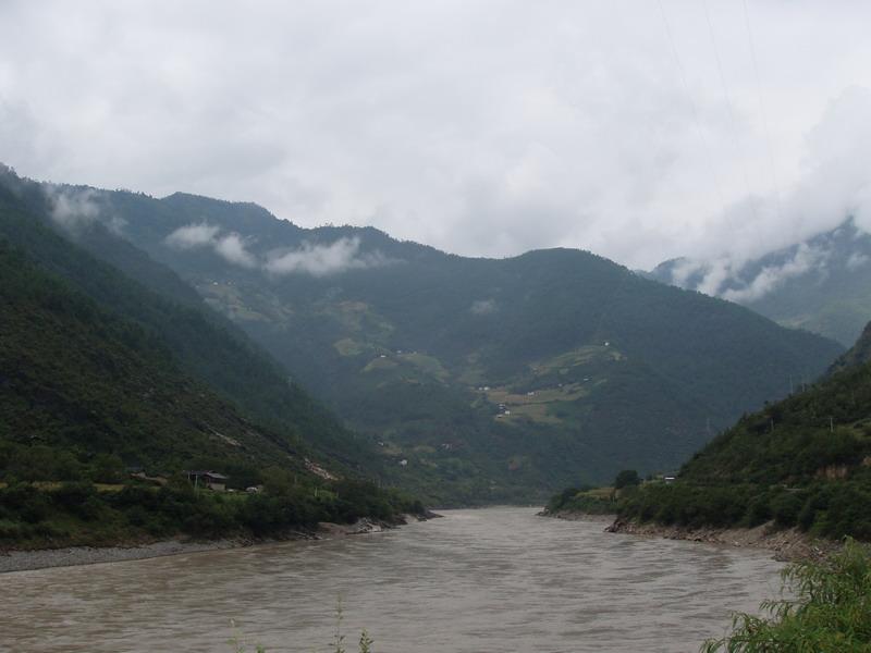 白東村