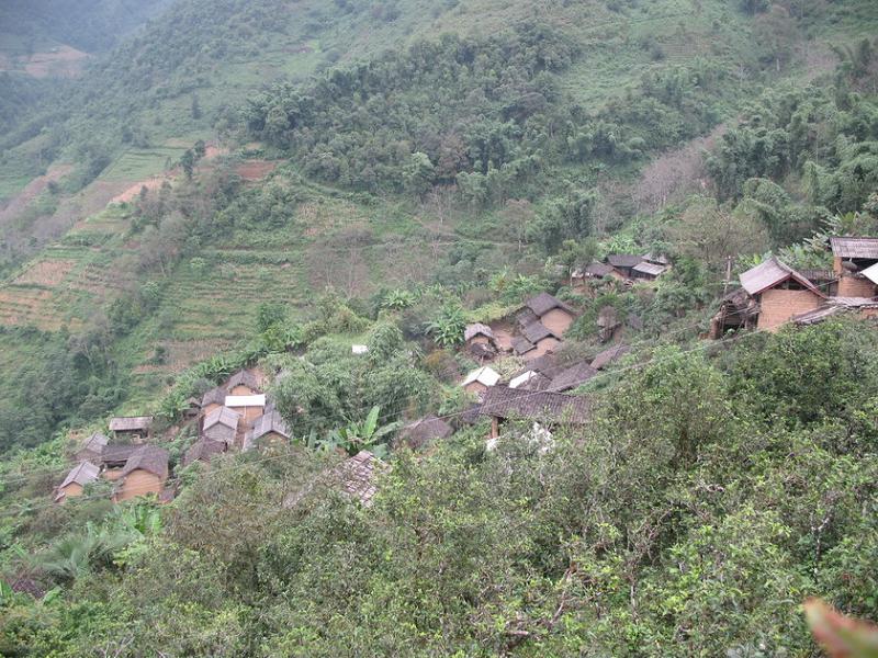 老魯山村全貌