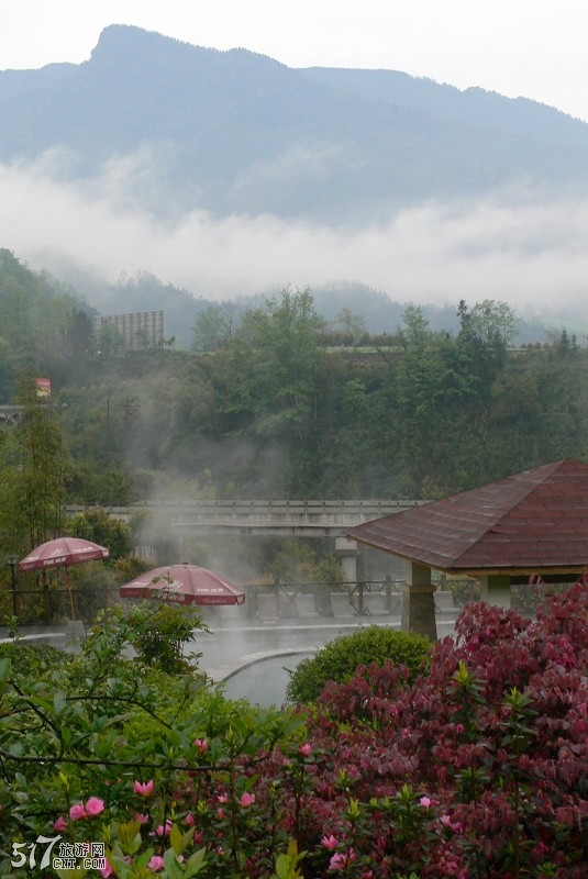 孔坪鄉周公山溫泉