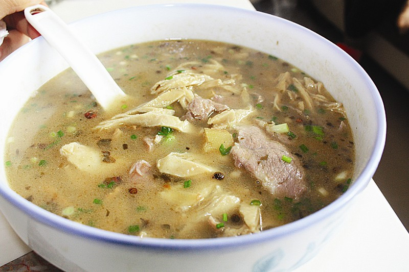 木耳黃花菜肉片湯