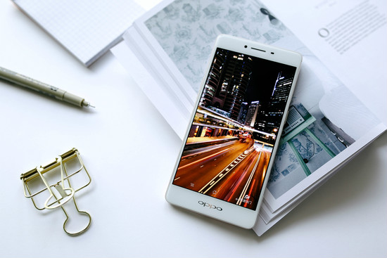 OPPO R7s