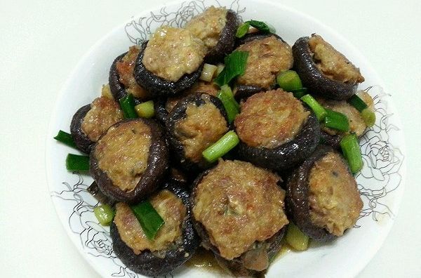 豬肉釀冬菇扒菜膽