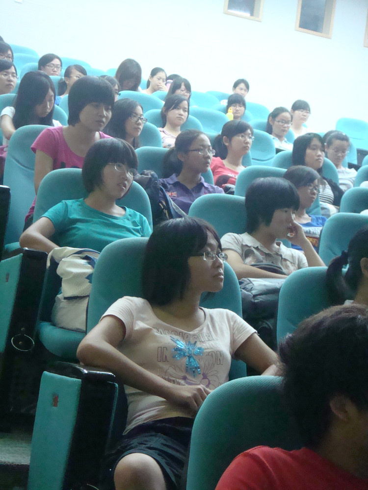 深圳大學文學院(深圳大學人文學院)