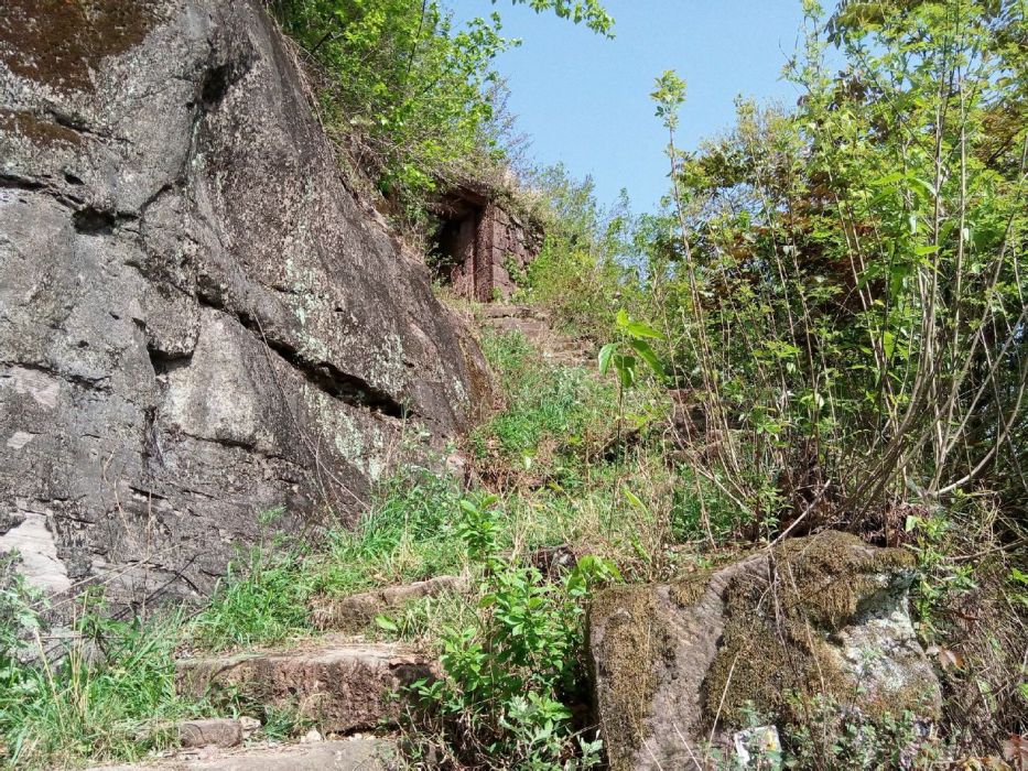 巴中抗蒙遺址